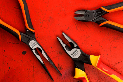 THE NEW RANGE OF ERGO™ PLIERS