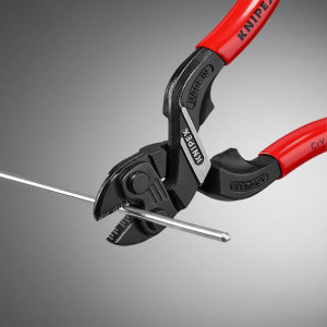 Новый KNIPEX CoBolt® S с выемкой
