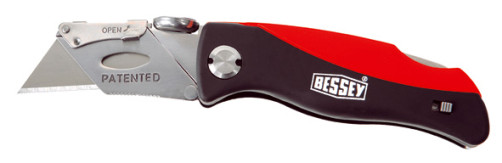 DBKPH-EU Нож складной строительный, быстрая замена лезвий, отсек для запасных лезвий, пластиковая рукоятка
