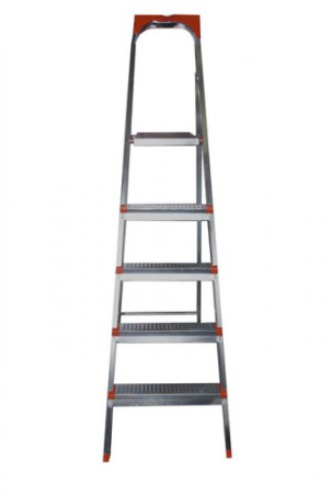 The stepladder is made of steel plates. "Anchor" 5 steps