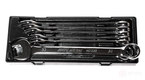 Набор ключей комбинированных 24-32мм с зеркальной полировкой 8 предметов в кейсе JTC