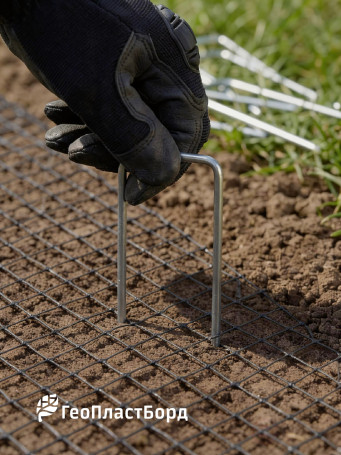 Garden staples for covering material U-shaped 100 pieces metal