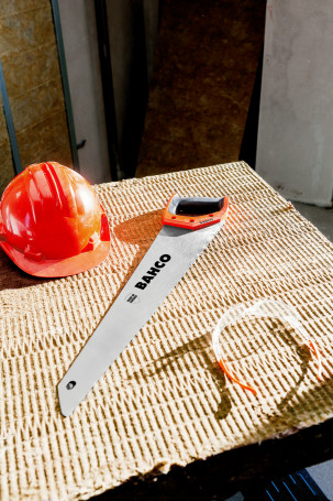 Hacksaw for cutting insulation materials, 550 mm