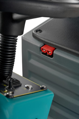 Поломоечная машина с сиденьем оператора S760R L100 (литиевая АКБ 100Ач С2)