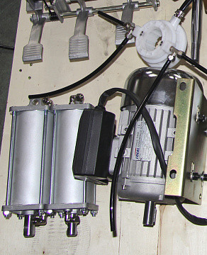 Шиномонтажный станок M-100 AE&T (380В) полуавтомат