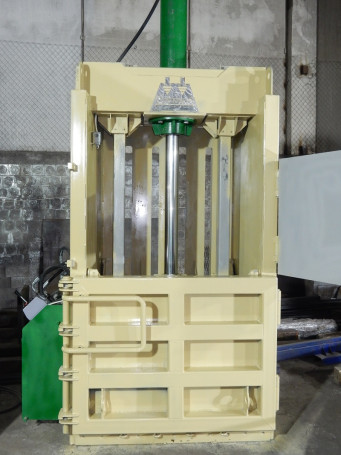 Vertical hydraulic press Kuber-30V