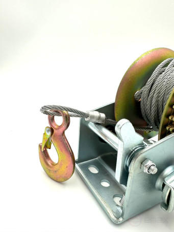 Лебедка барабанная шестеренная 0,54 тн 10,0 м