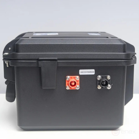 Lithium traction battery LITJET SMART LiFePO4 series 12V 100 Ah, 1280WH, Bluetooth-enabled, in a reinforced case