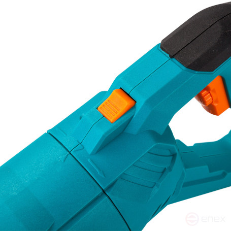 Пила сабельная электрическая BORT BRS-900