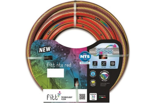 FITT NTS RED 1/2" 15m is a 6-layer non-toxic garden hose in RED color, original and modern.
