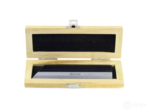 The LD- 320 kl.0 Micron lekal ruler