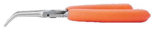 Компактные длинногубцы с рифлеными изогнутыми под углом 45° губками и оранжевой ручкой из ПВХ, 141 мм
