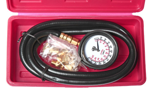 Oil pressure tester with a set of adapters (in the case) JTC /1/6/24