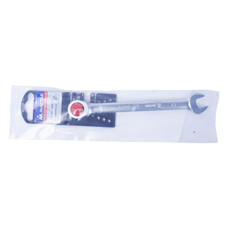 The key is a combined ratcheting wrench of 12 mm MASTAK 021-30012H