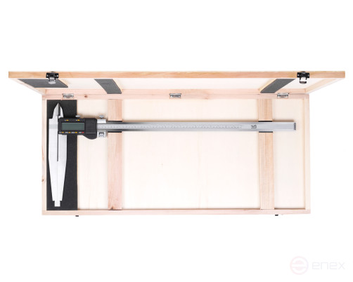 Vernier caliper ShTs - 2 - 630 0,01 electr. lip. 200mm CHEESE