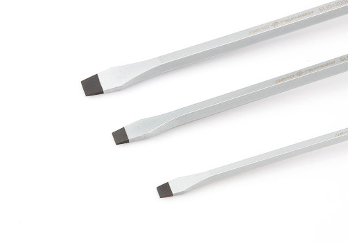 Reinforced screwdriver with three-component handle, 8×200 mm slot