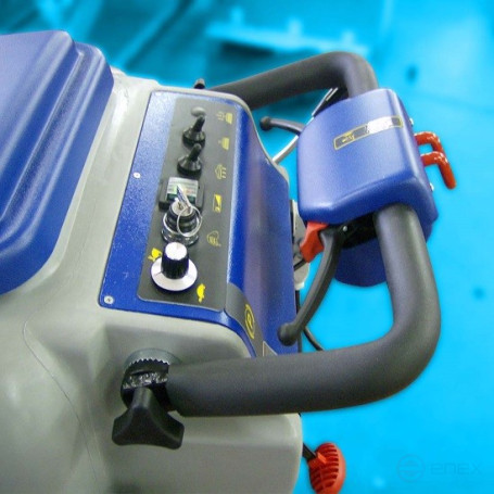 Поломоечная машина PINKY 26B, с АКБ Литий до 130 Ач