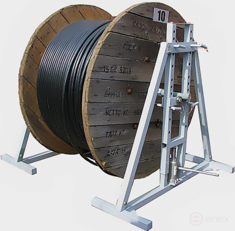 Hydraulic cable jack with bearings DK-2GPP MALIEN, drums from No. 8 to No. 16, g/n up to 2 tons (set: 2 racks assembled with hydraulic jacks, 2 bearing units, axis 48/1350 mm with clamping shoes)