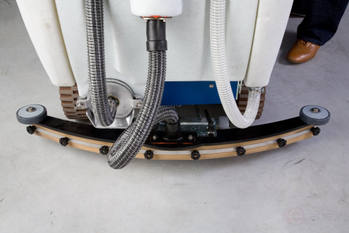 Поломоечная аккумуляторная машина с местом оператора SMILE 80M, без АКБ