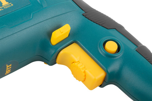 Impact drill 800 W; 0-3000 rpm; KlP 13 mm; 1.85 kg; cut. tilt; box