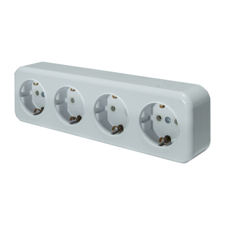 Socket RA 16-445-White 4-seater open installation with A/C