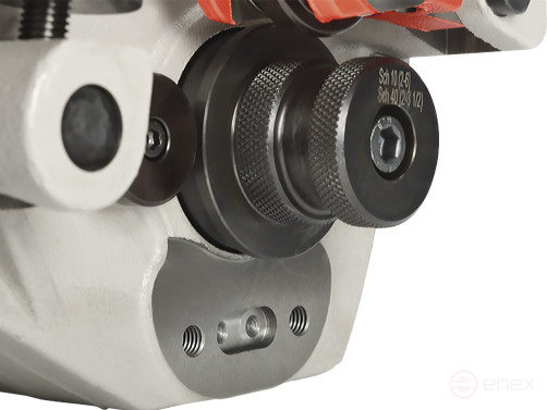 Manual grooving device ROLL GROOVER 2 - 6" (without pressure rollers)