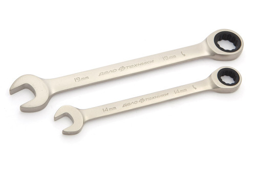 Набор ключей комбинированных трещоточных (8,10,12,13,14,15,17,19,22,24 мм) 10 шт., пластик. холдер