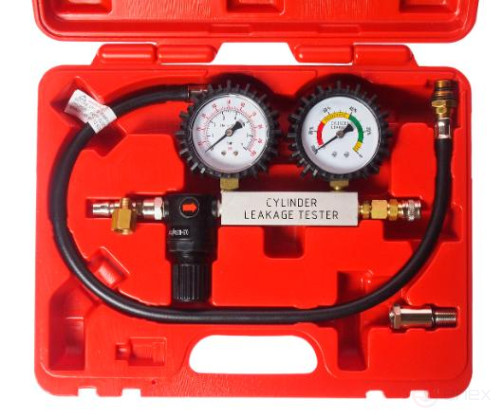 A set of tools for detecting cylinder leaks, range 0-100PSI, 0-700kPA in a JTC case