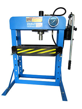 Table Hydraulic press 15T T61215M AE&T
