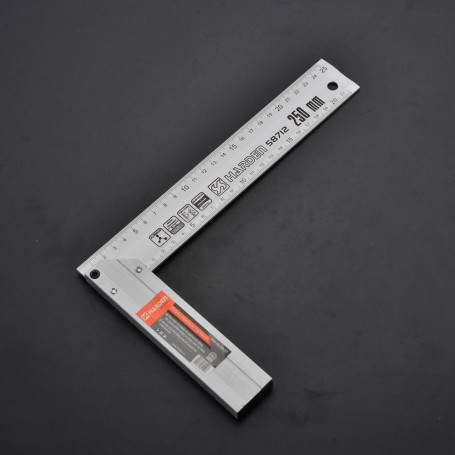 Aluminum square, 250 mm.// HARDEN