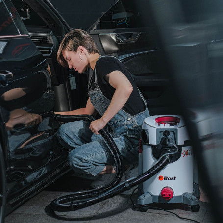 Vacuum cleaner for dry and wet cleaning BORT BAX-500E