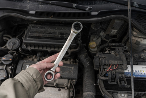 Double-sided ratchet wrench 19x21 mm