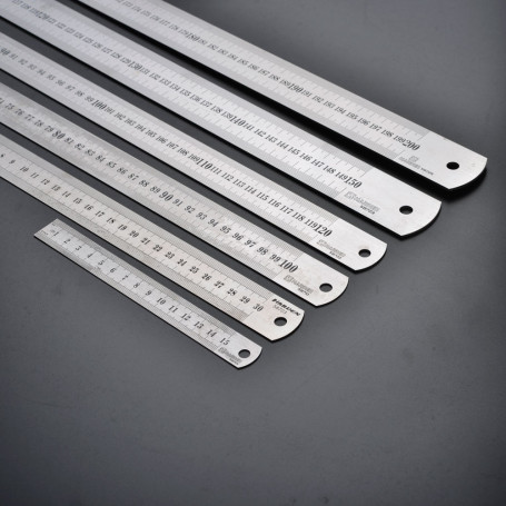 Measuring ruler made of stainless steel, 150 mm.// HARDEN