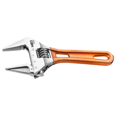 Adjustable wrench short 139 mm, working range 0-32 mm