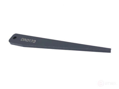 Wedge for knocking out the KM3 tool
