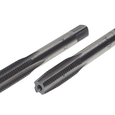 Метчик ER-00710M M07x1 (2шт),в пластиковом футляре ЭВРИКА /1