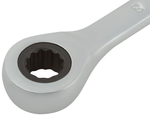 The key is a combined ratchet, CrV reversible mechanism of 8 mm