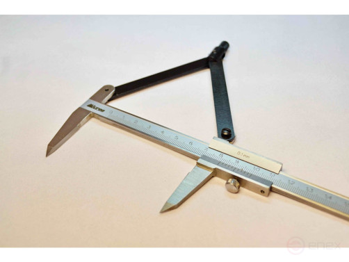 Штангенциркуль разметочный ШЦСР- 250 0,1 Micron