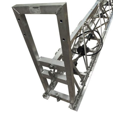 Head section 3 m of the GROST SVR vibrating rack with a Honda GX160 engine