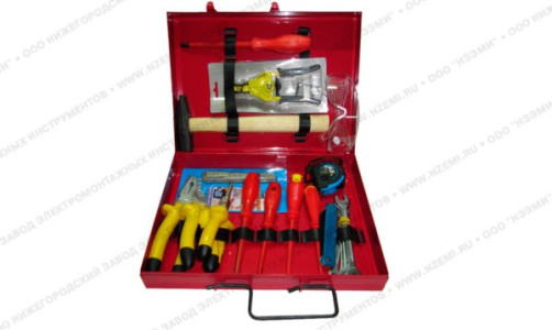 The set of the electrician NE up to 1000V in met. The case