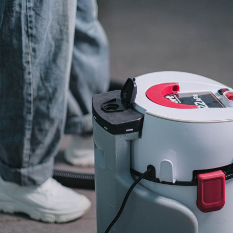 Vacuum cleaner for dry and wet cleaning BORT BAX-500E