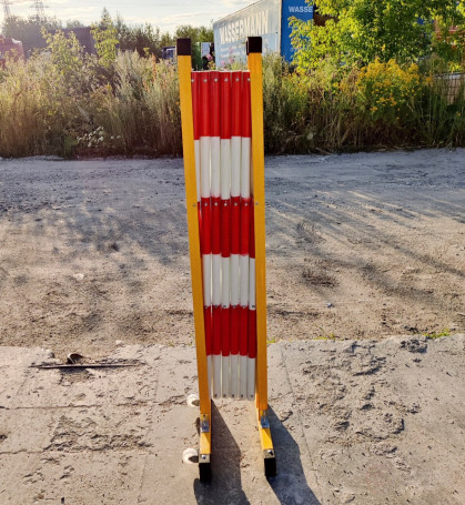 2OC-1.2x2.5 Dielectric fiberglass MALIEN Fencing shield (round section)