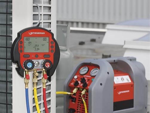 ROCOOL 600 SET in a blister with a temperature terminal (Rocool)