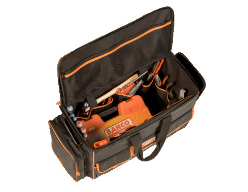 A set of universal tools, 32 items