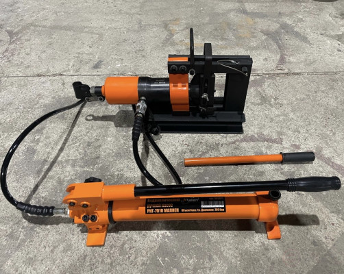 Manual hydraulic two-stage pump RNG-7010 (700 bar, 1.0 L, RVD 1.8 m) MALIEN
