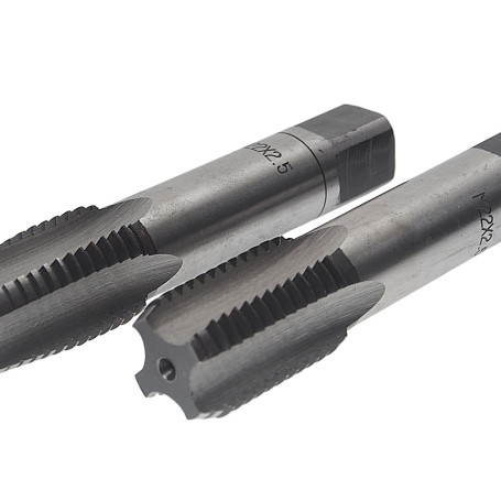 Метчик ER-02225M M22x2,5 (2шт),в пластиковом футляре ЭВРИКА /1