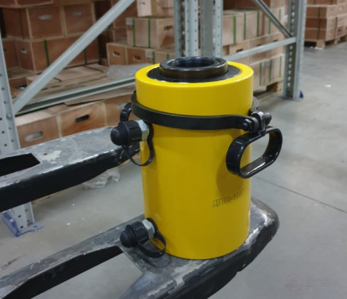Hydraulic jack with hollow rod DP60-100G (hydraulic return, g/n 60t, stroke of the rod 100mm, pick-up 252mm) MALIEN