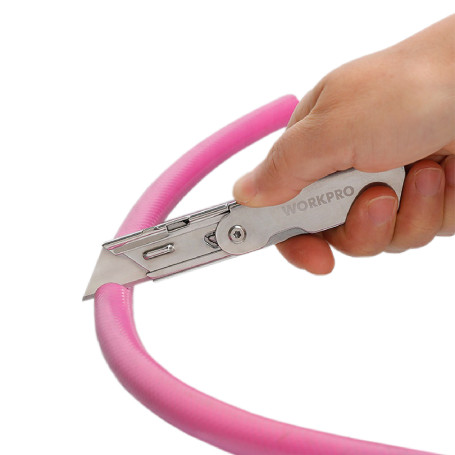 Universal Folding Steel Knife with interchangeable Blades WP211001 WORKPRO