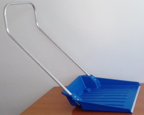 Shovel Engine on wheels assembled with metal. Handle No. 38, 570x670x1580 mm, black