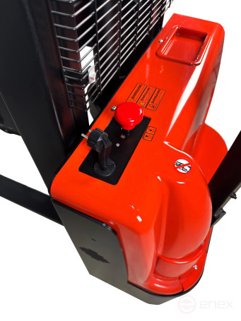 Shtapler QDD 1620 self-propelled stacker (FS)